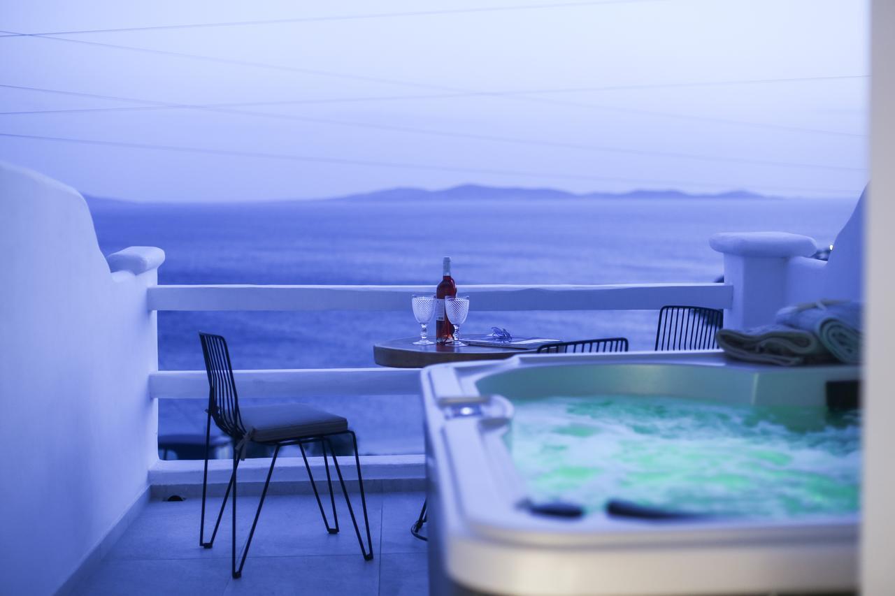 Deluxe Suite Sea View Outdoor Hot Tub,645735180:JPEG